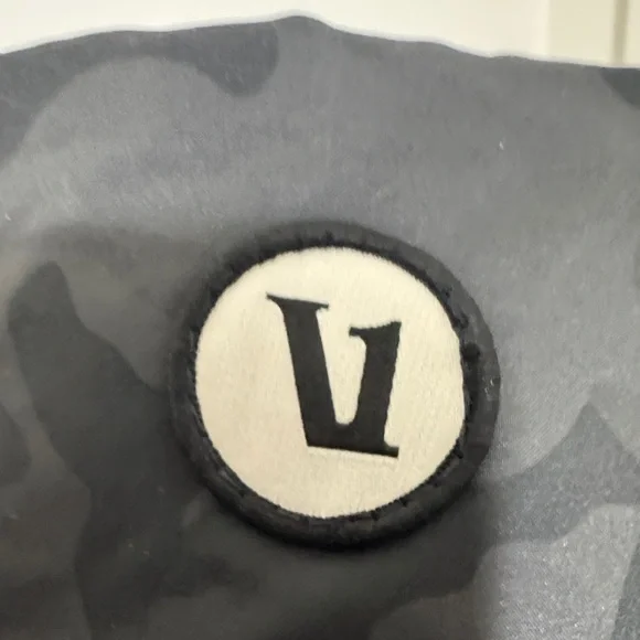 Vuori Black Camo Quilted Puffer Vest - Picture 13 of 16